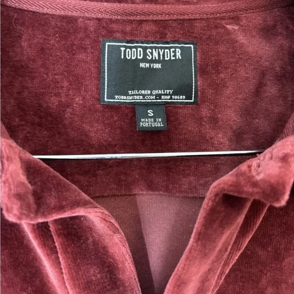 Todd Snyder Men's Red The Velour Tavern Polo - Picture 3 of 6